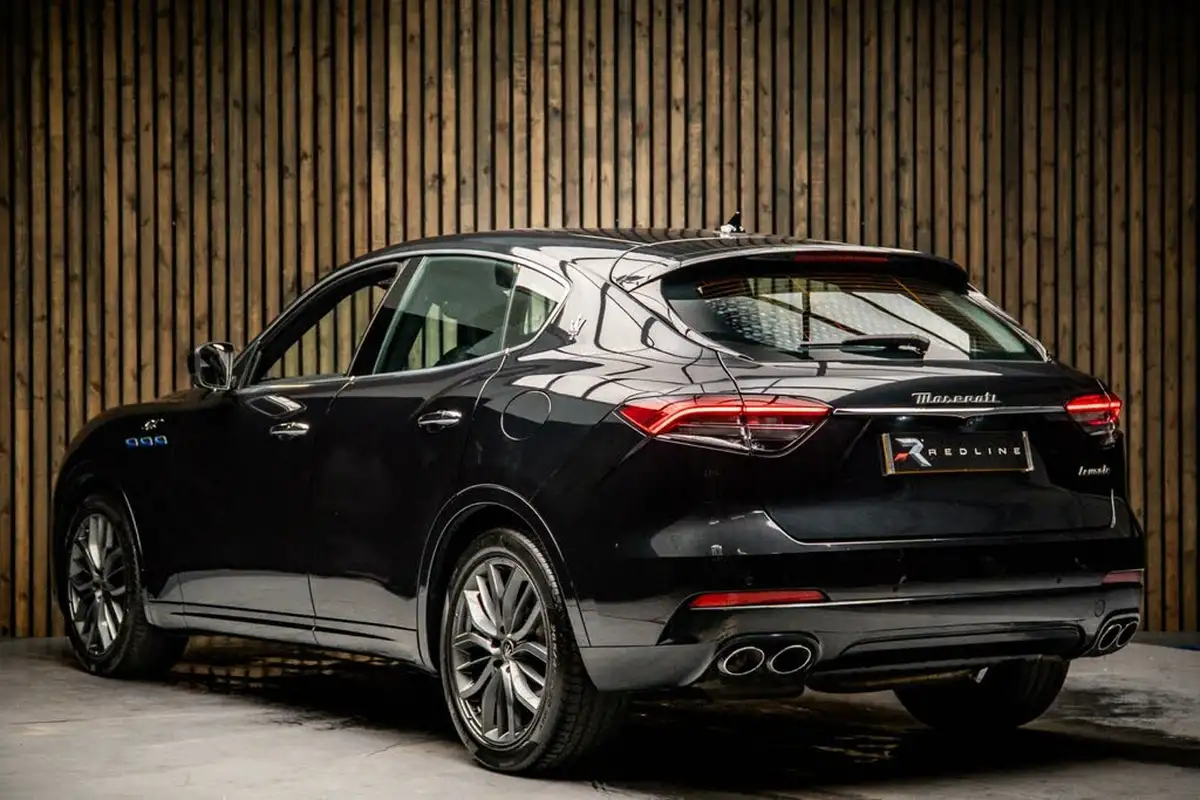 2022-maserati-levante-20-gt-big-2