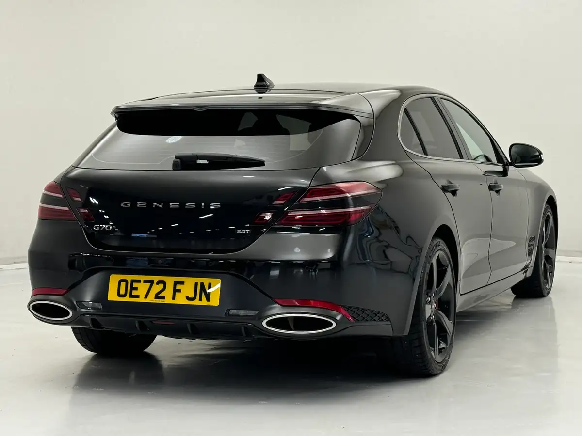 2022-genesis-g70-20-t-sport-line-shooting-brake-5d-big-2