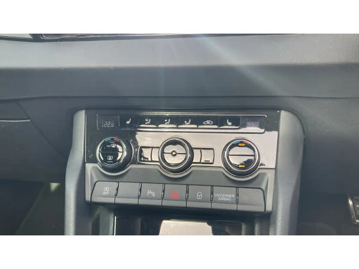 2023-skoda-karoq-20tdi-sportline-4x4-dsg-big-23
