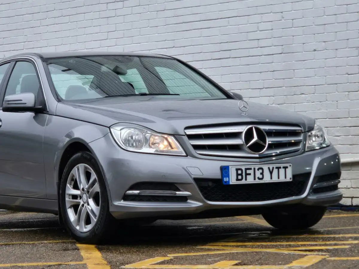 2013-mercedes-benz-c-class-16-c180-executive-se-saloon-4d-7g-tronic-plus-big-10