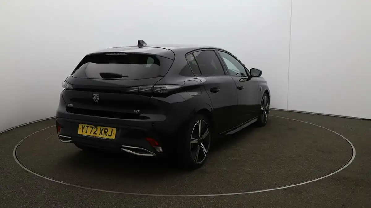 2022-peugeot-308-15-bluehdi-gt-big-46