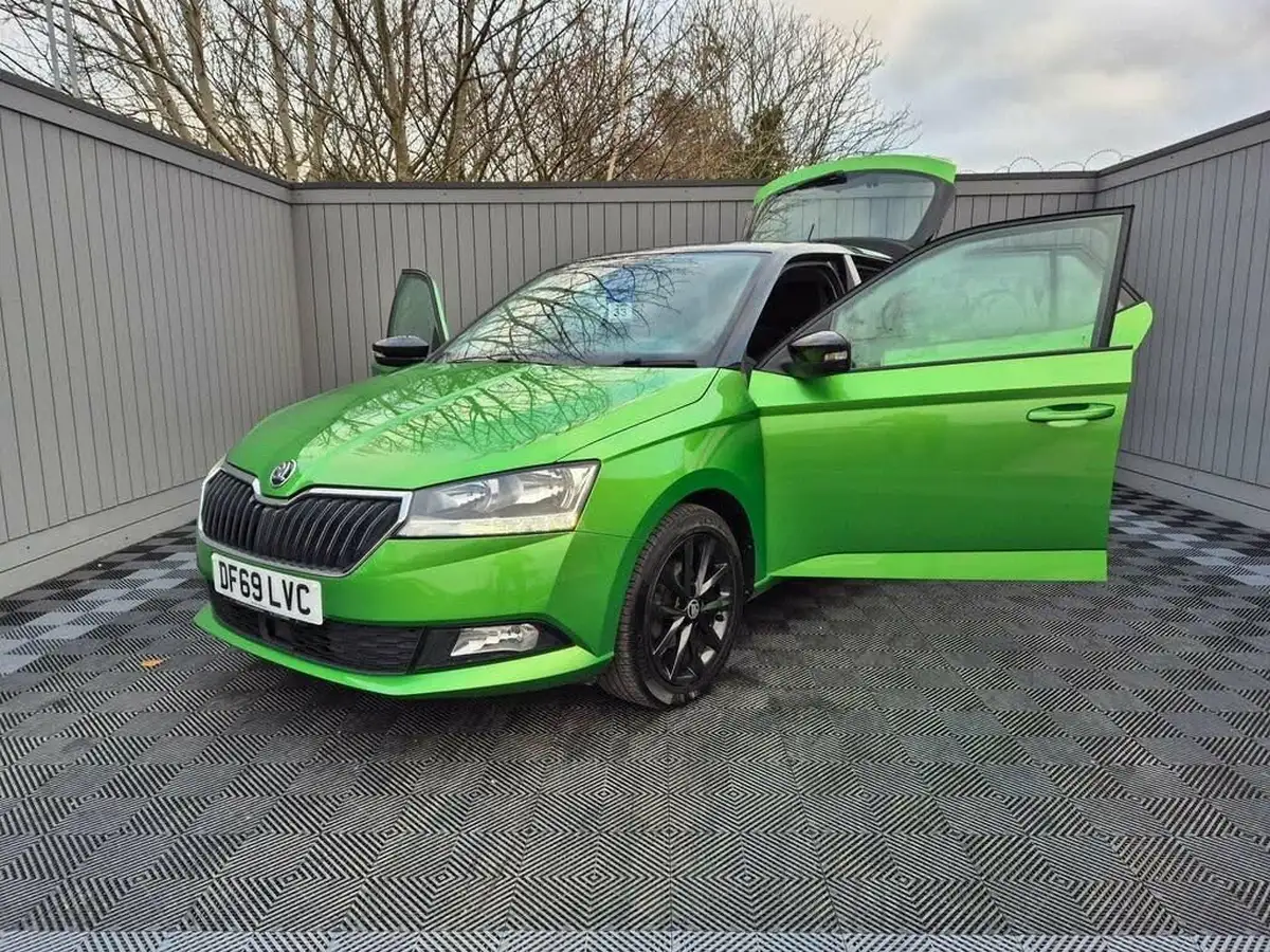 2019-skoda-fabia-10-tsi-colour-edition-big-9
