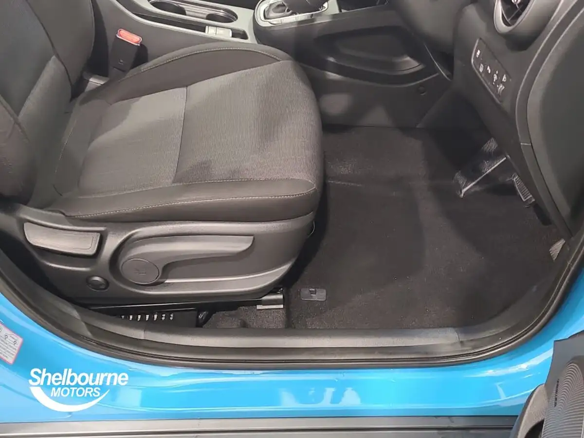 2022-hyundai-kona-16-gdi-premium-big-7