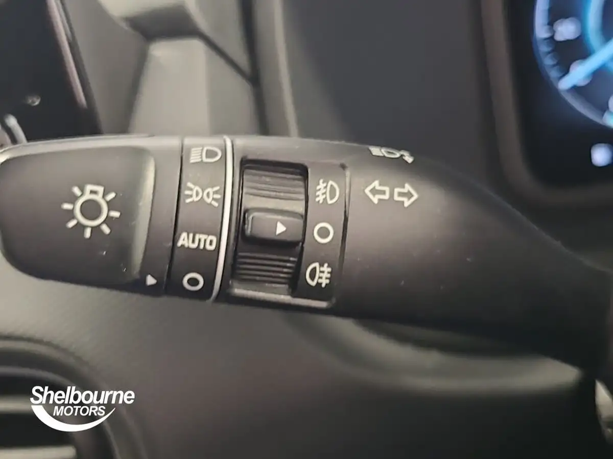 2022-hyundai-kona-16-gdi-premium-big-31