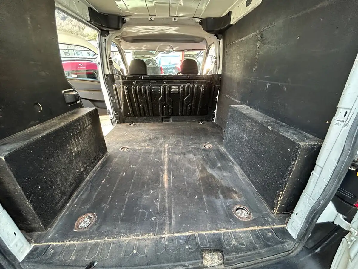 2015-fiat-doblo-cargo-13td-v-l1-refrigerated-van-big-13