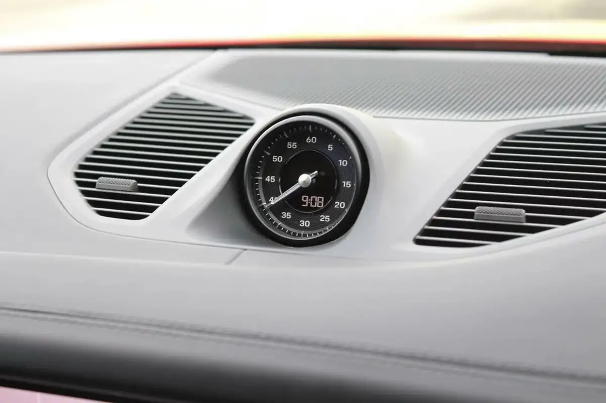 2024-porsche-cayenne-30-v6-353ps-coupe-big-27