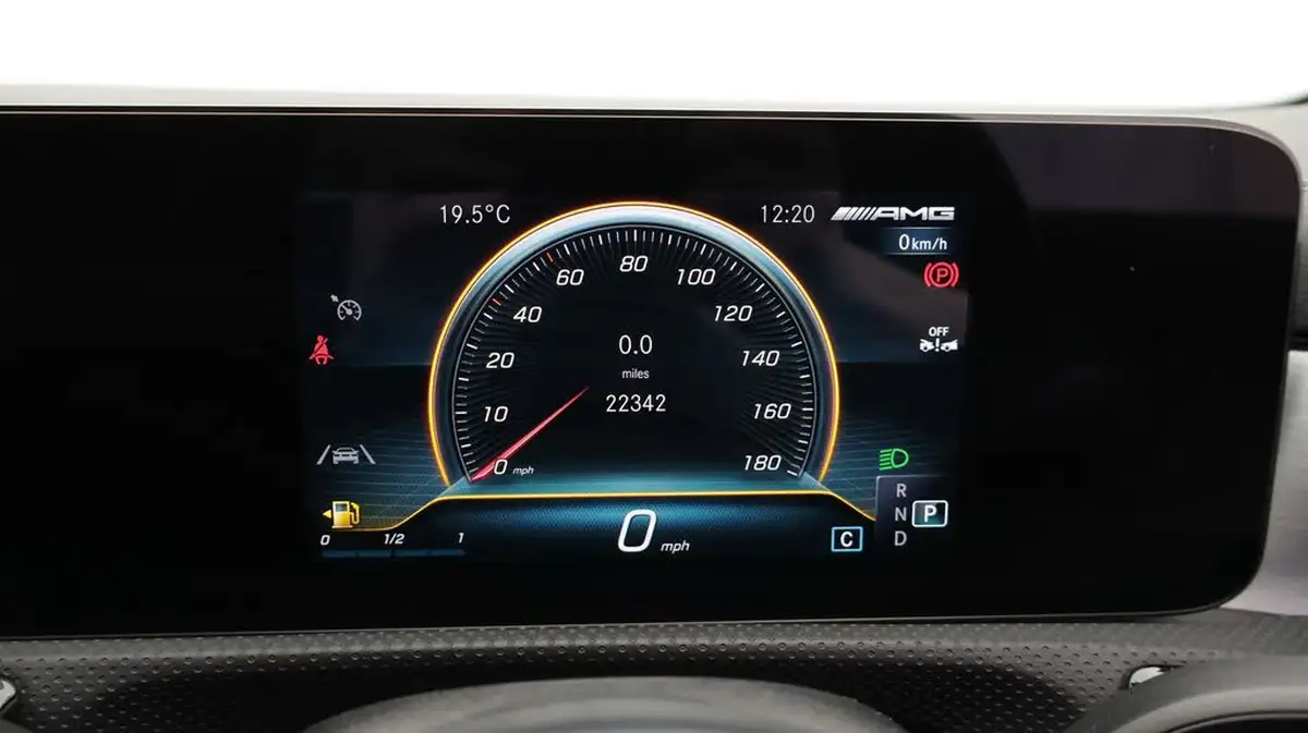 2022-mercedes-benz-cla-20-cla-35-amg-coupe-4d-big-10