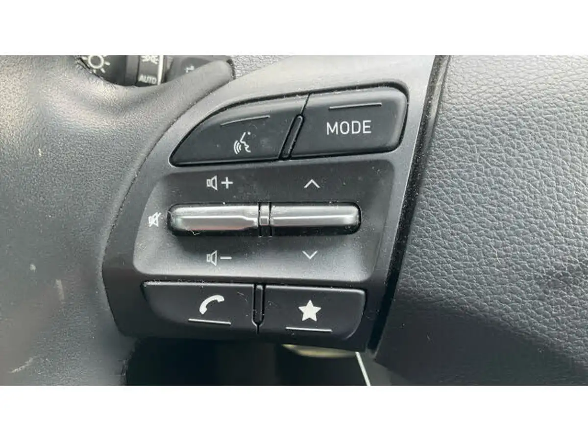 2022-hyundai-kona-e-premium-136ps-39kwh-big-27