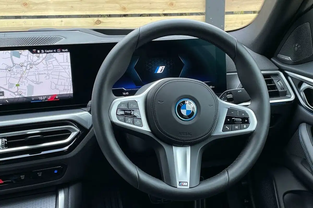 2024-bmw-i4-e-edrive40-m-sport-tech-pack-big-33