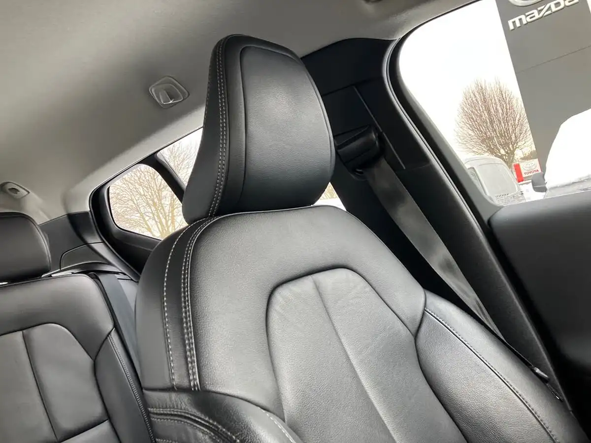 2020-volvo-xc40-20-b4-inscription-awd-big-25