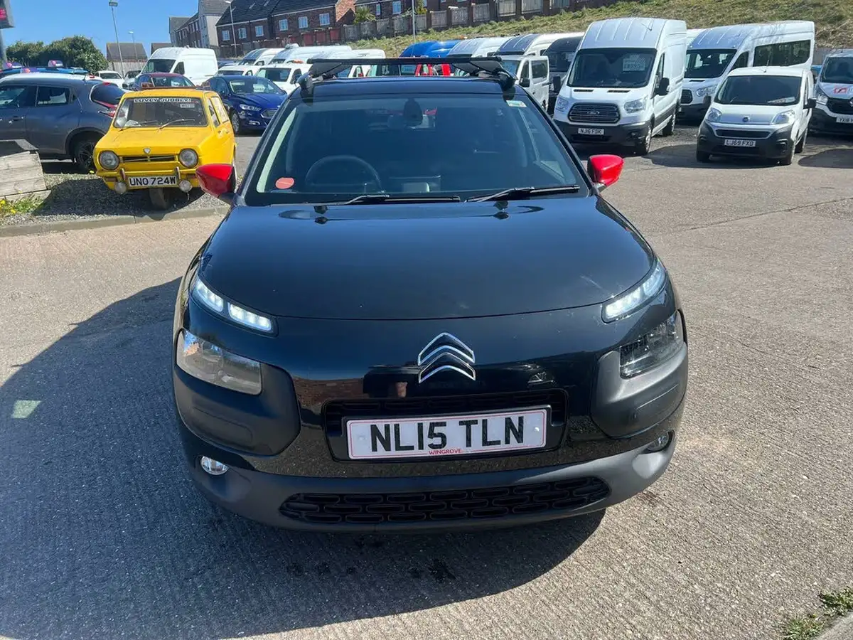 2015-citroen-c4-cactus-16bluehdi-flair-big-4