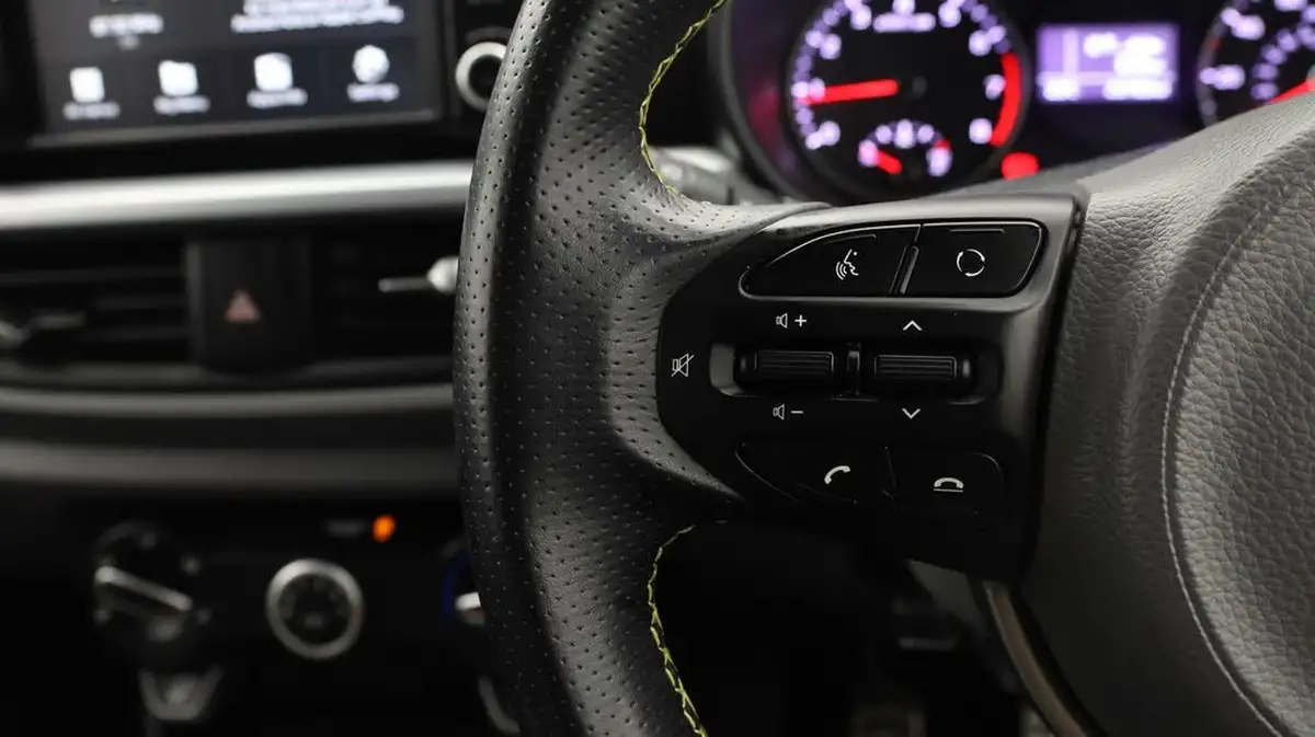 2020-kia-picanto-125-x-line-big-20