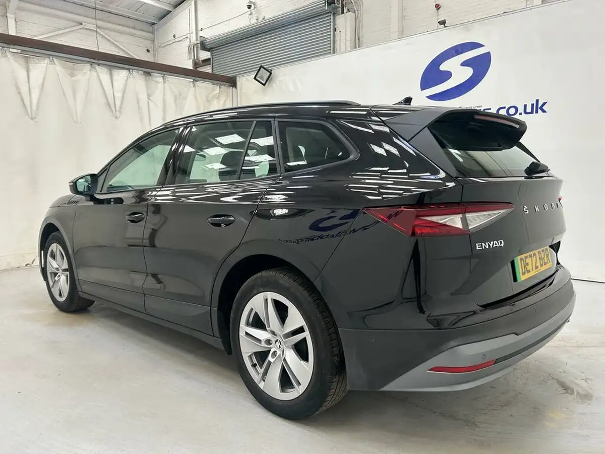 2022-skoda-enyaq-e-60-big-6