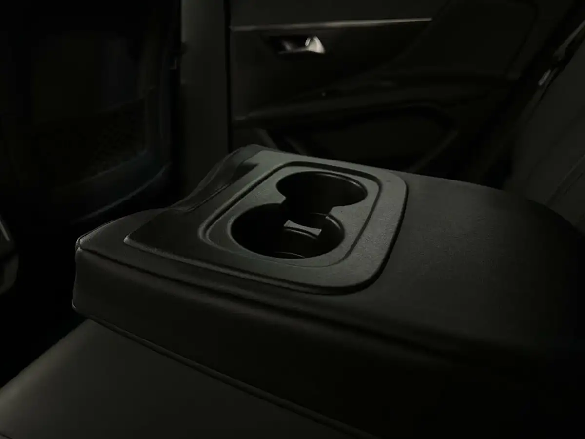 2018-peugeot-3008-suv-12-puretech-gt-line-big-38