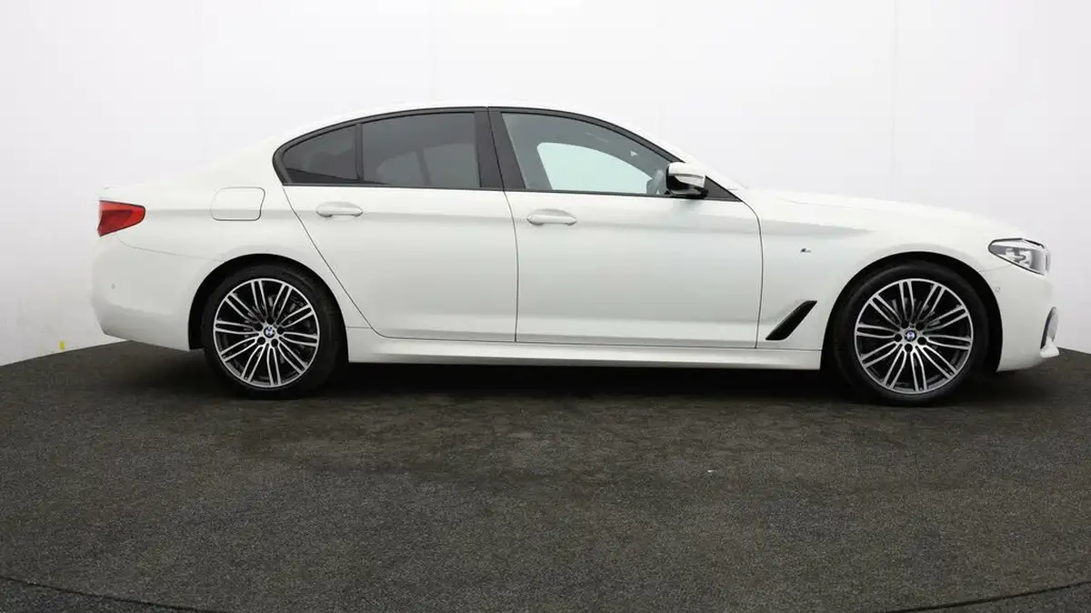 2019-bmw-5-series-20td-520d-m-sport-190bhp-plus-pack-saloon-4d-big-7