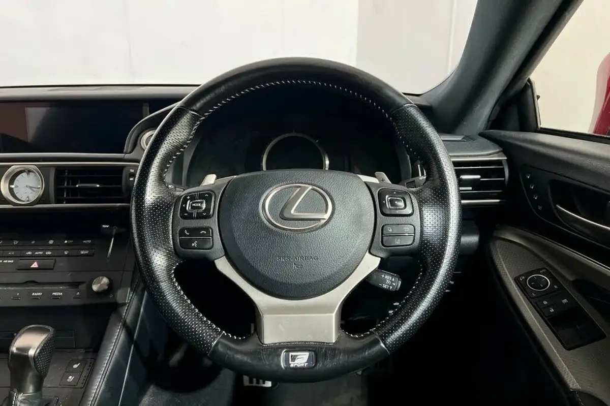 2017-lexus-rc-300h-25-f-sport-181bhp-big-11