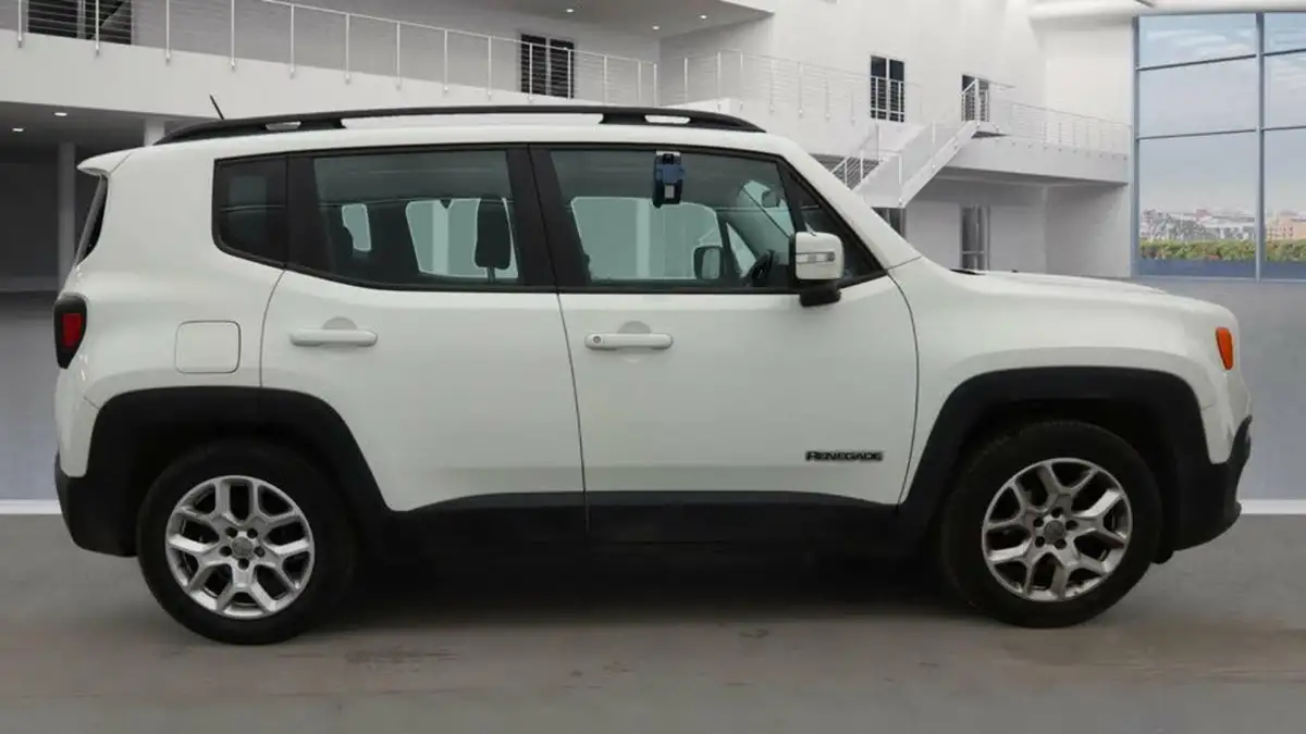 2015-jeep-renegade-14-longitude-big-4