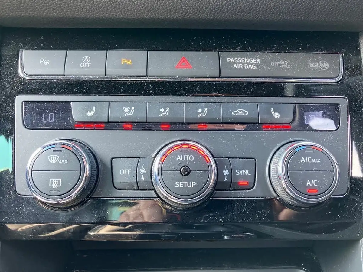 2018-seat-ateca-14-ecotsi-xcellence-big-11