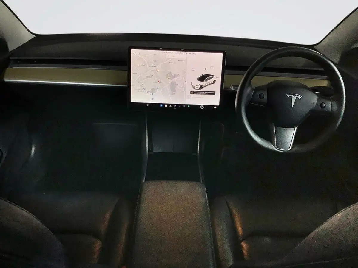 2020-tesla-model-3-e-long-range-big-2