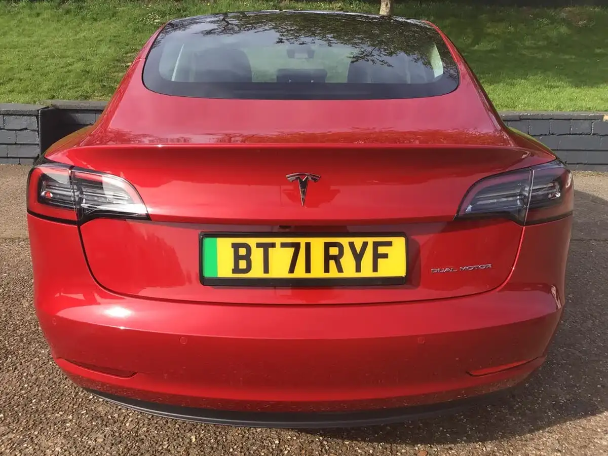 2021-tesla-model-3-e-long-range-awd-big-8
