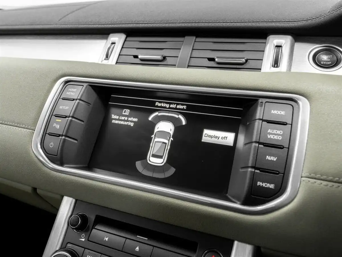 2014-land-rover-range-rover-evoque-22td-pure-tech-190bhp-4x4-hatchback-5d-auto-big-39