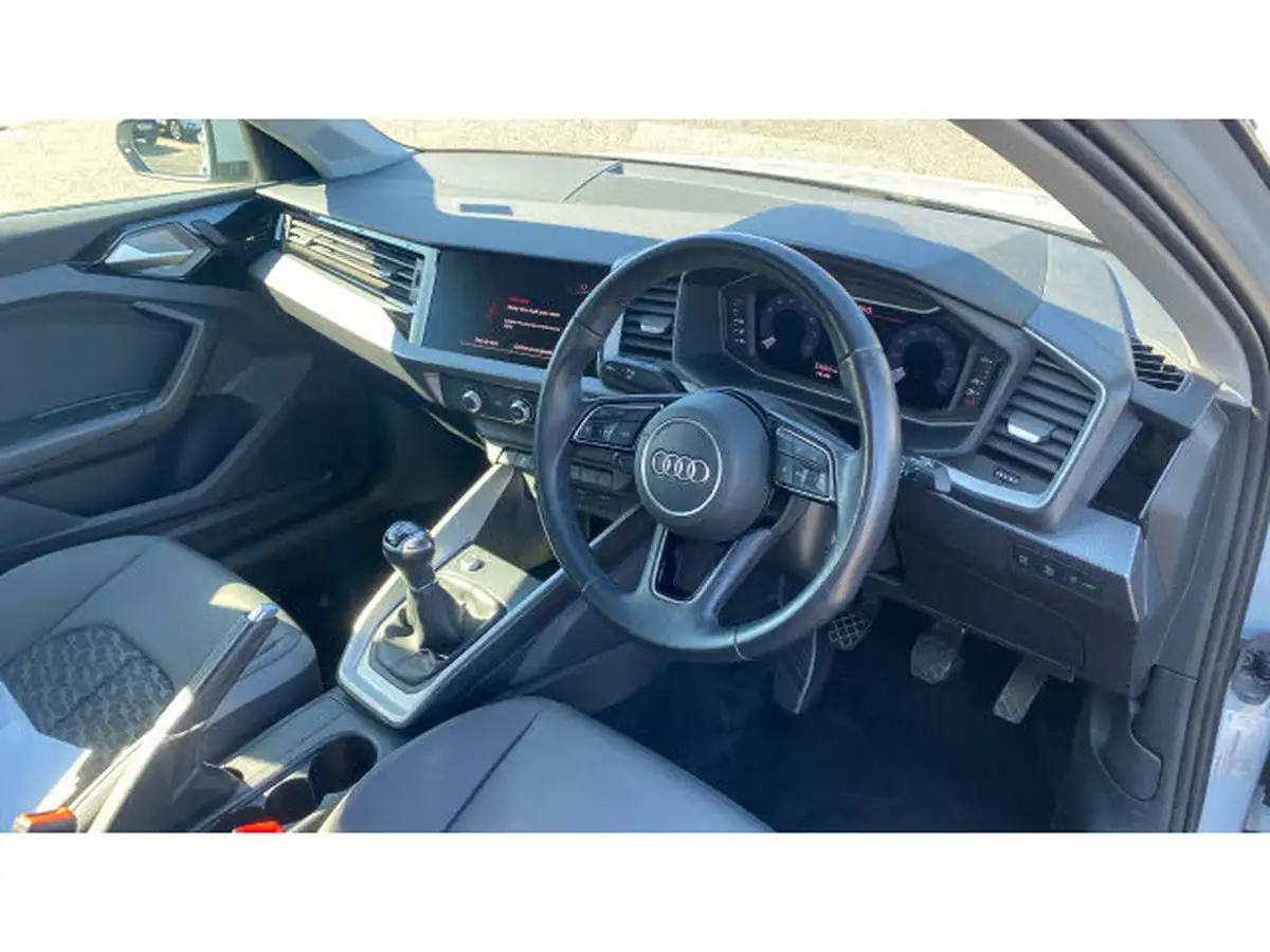 2021-audi-a1-10-25-tfsi-sport-big-10