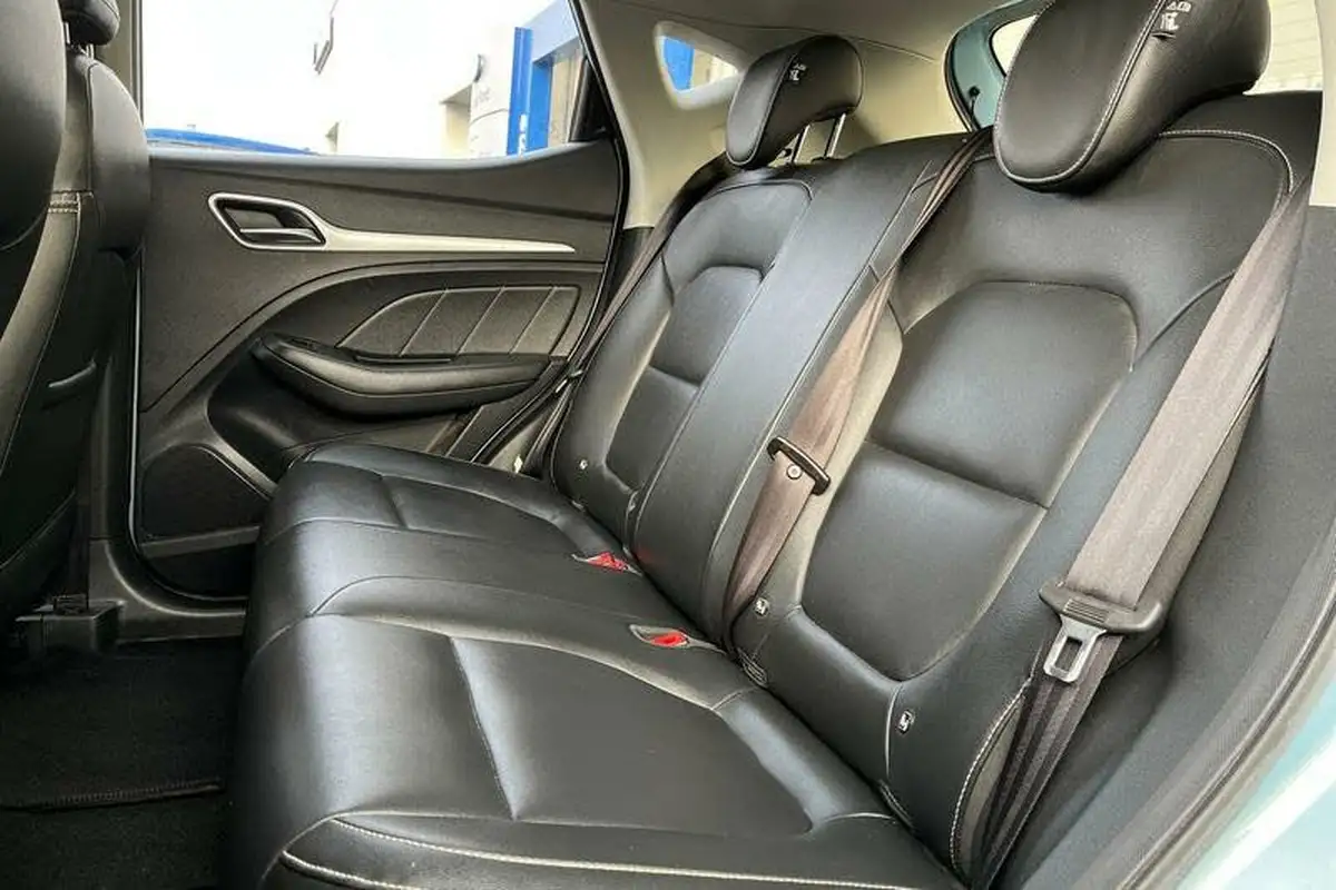2020-mg-zs-suv-e-exclusive-ev-big-19