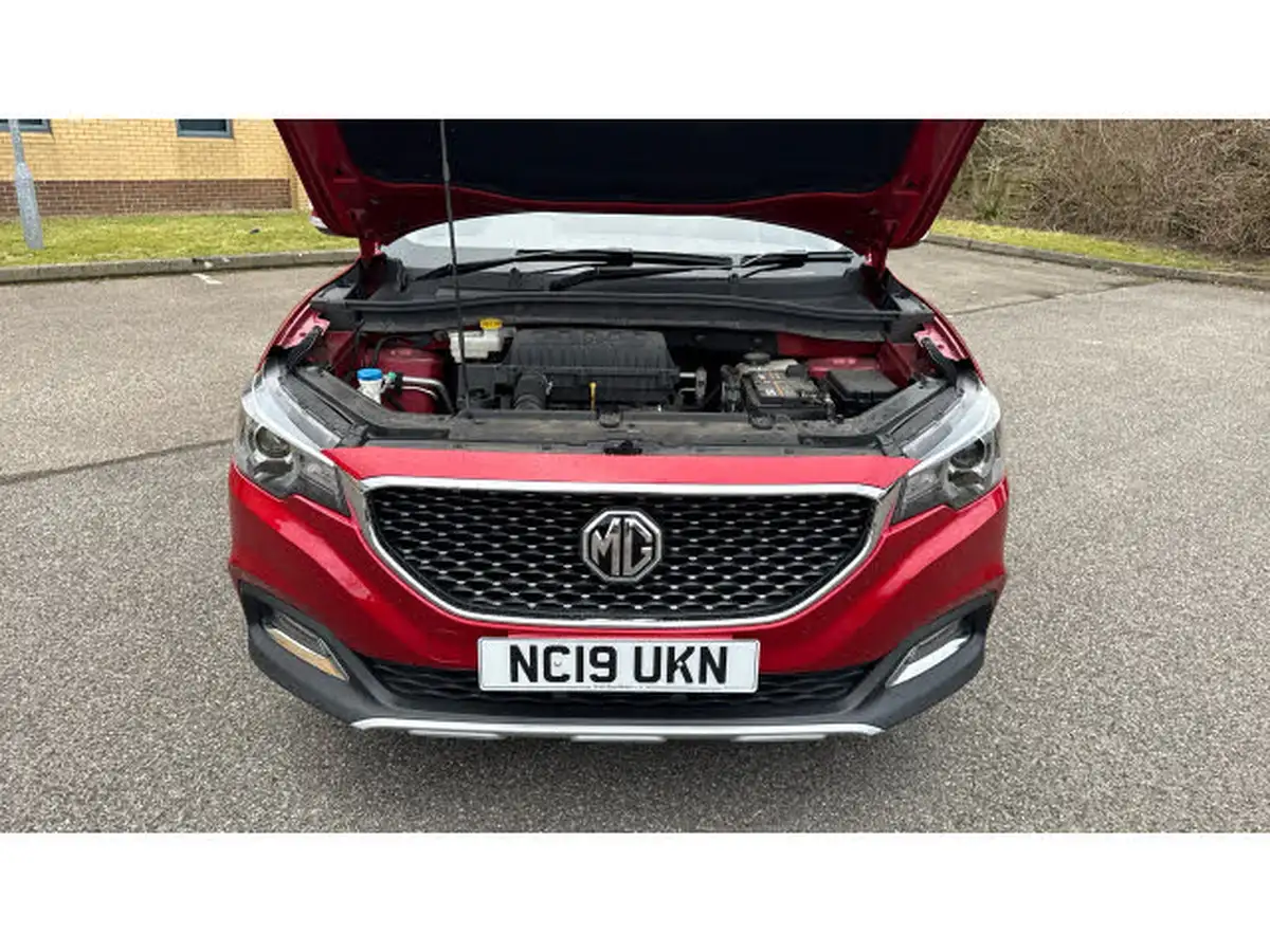 2019-mg-zs-suv-15-vti-tech-exclusive-105bhp-big-7
