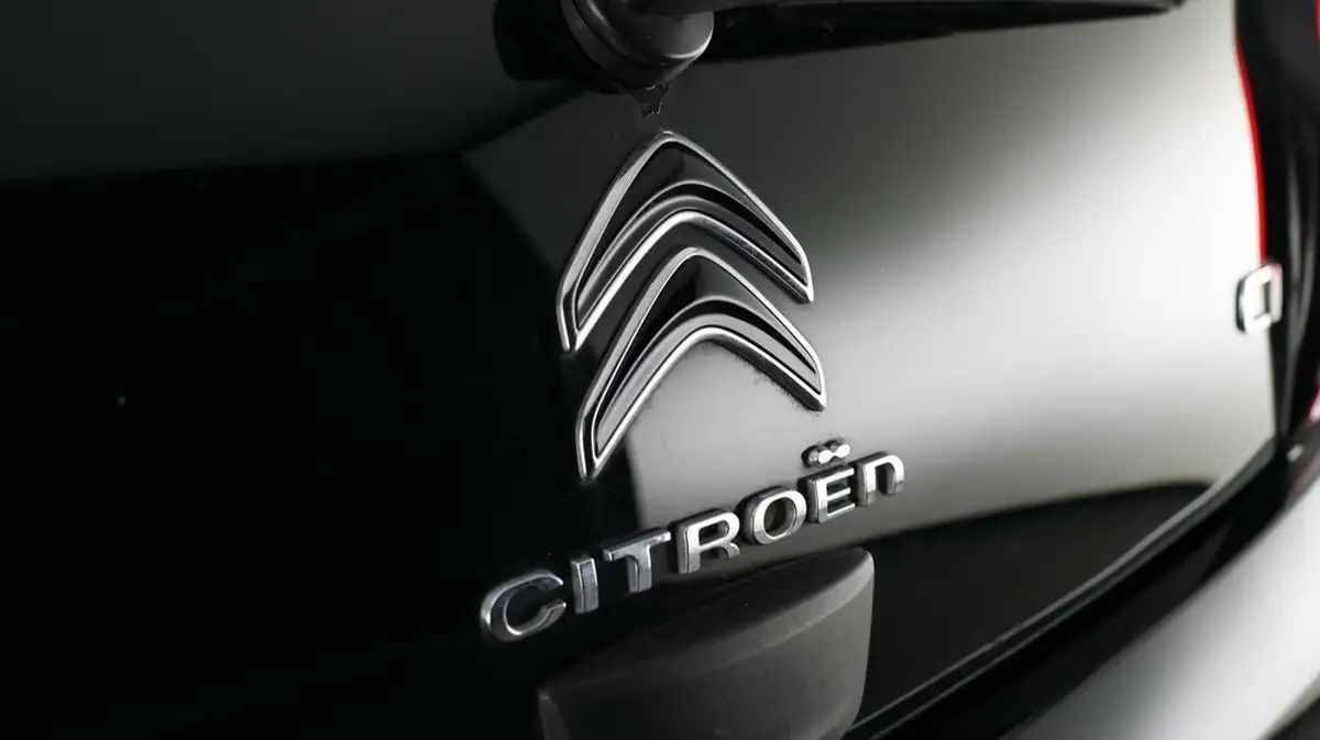 2019-citroen-c1-10-vti-feel-72ps-ss-5d-big-20