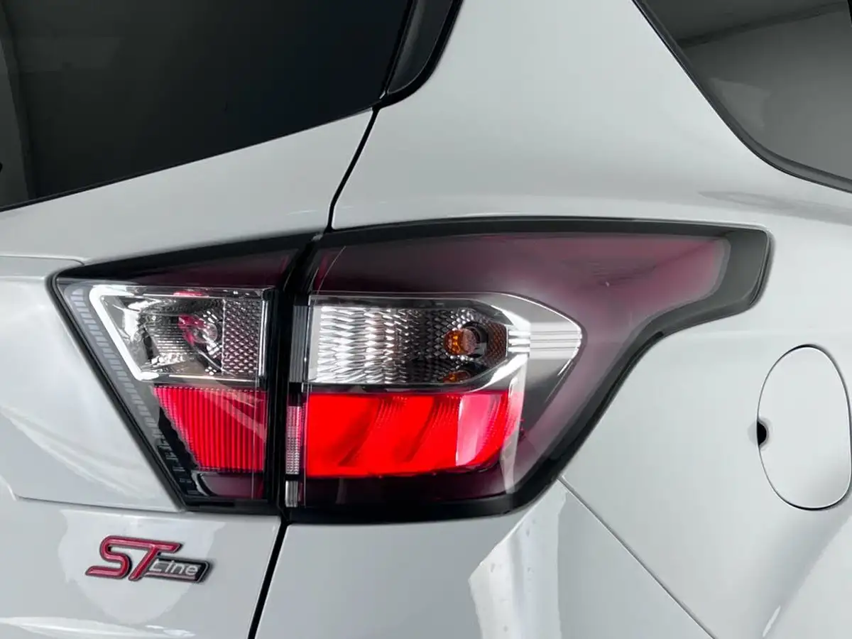 2017-ford-kuga-20tdci-st-line-150ps-ss-big-7