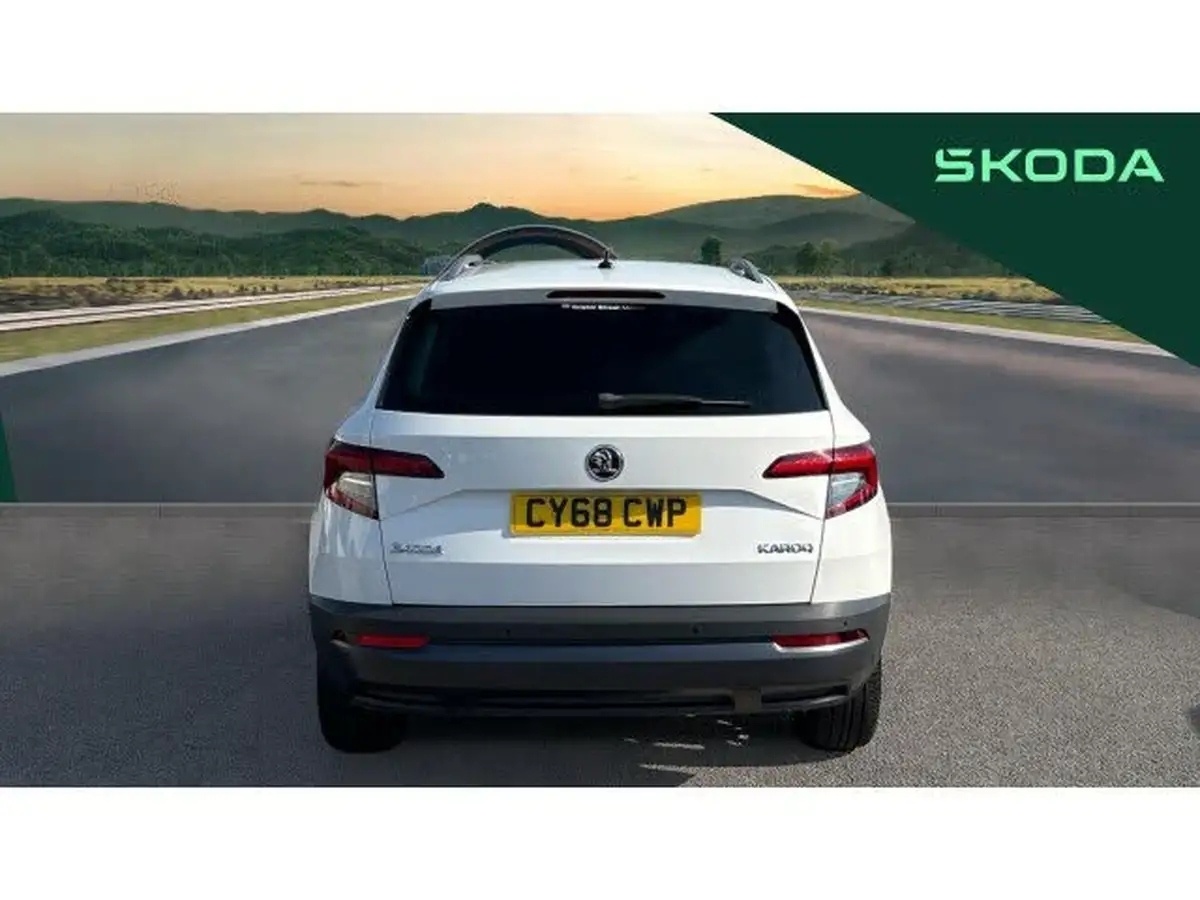 2018-skoda-karoq-16tdi-se-technology-scr-1596cc-dsg-big-7