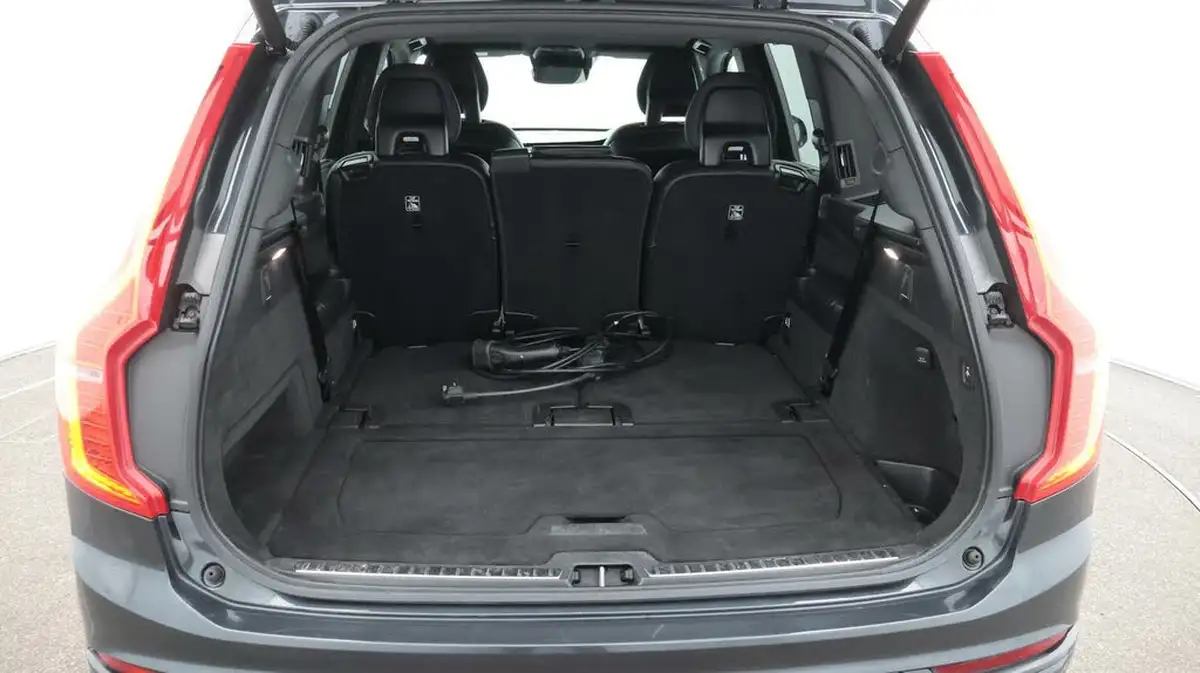 2020-volvo-xc90-20-t8-r-design-plug-in-hybrid-big-17