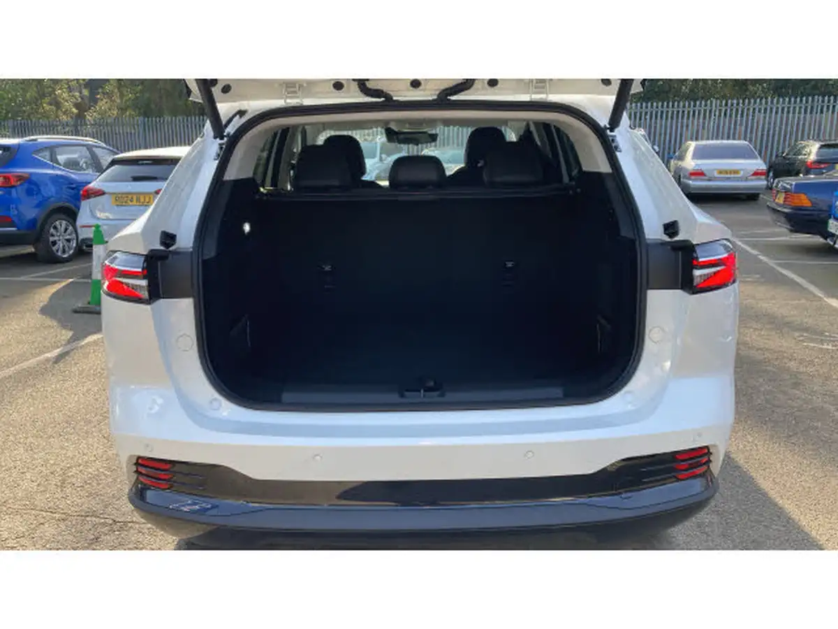 2025-mg-hs-15t-gdi-trophy-273ps-plug-in-hybrid-1496cc-auto-big-3