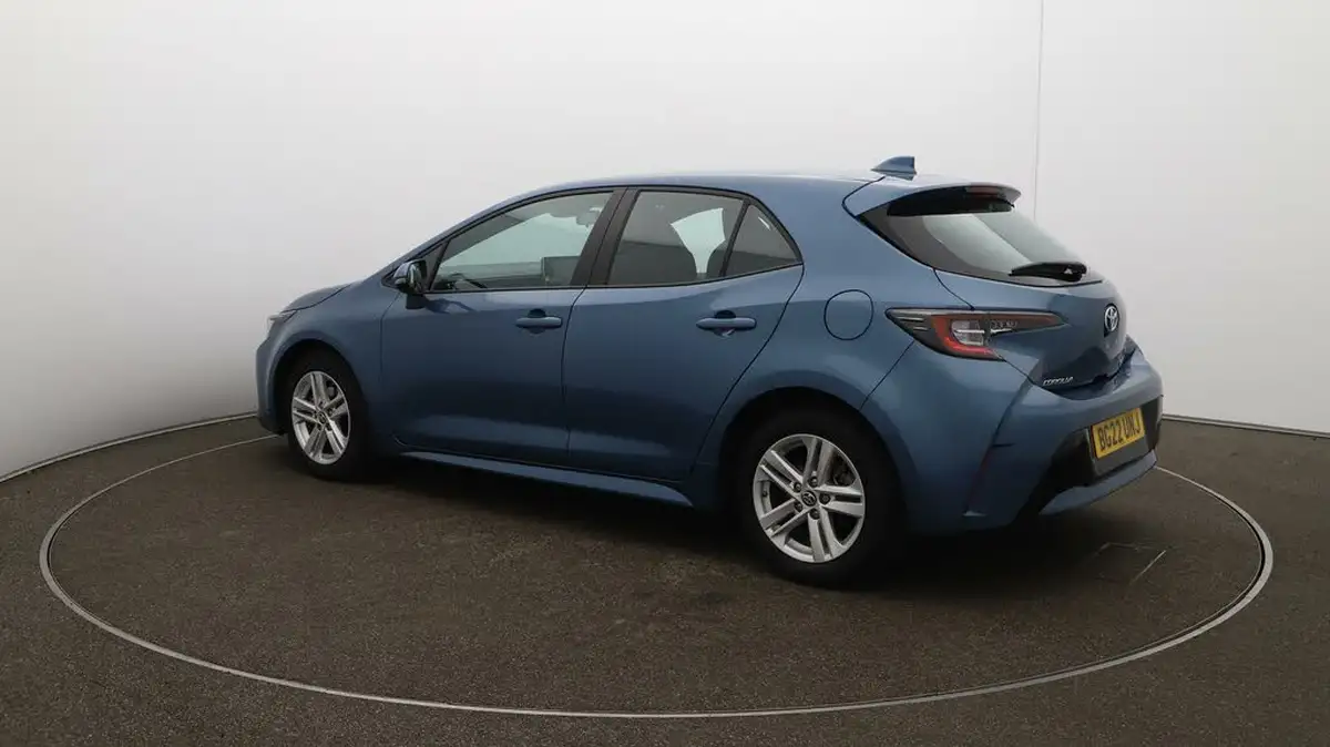 2022-toyota-corolla-18-vvt-i-icon-120bhp-trk-hatchback-5d-big-27