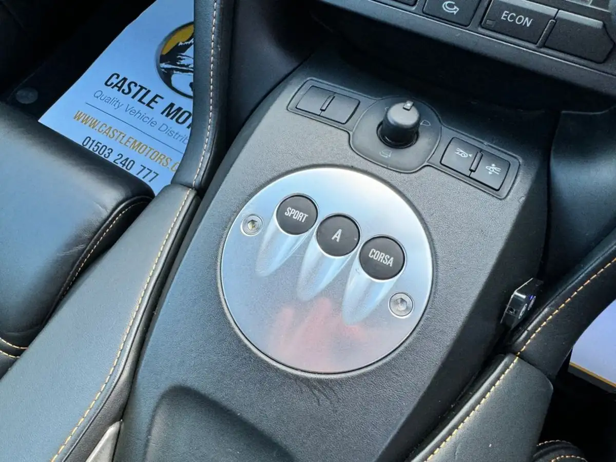 2012-lamborghini-gallardo-big-31