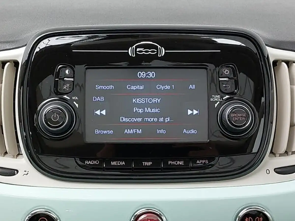 2018-fiat-500-12-lounge-big-9