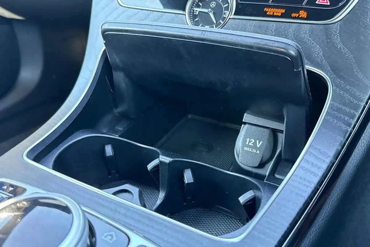 2018-mercedes-benz-c-class-15-c200-amg-line-ss-coupe-2d-big-40