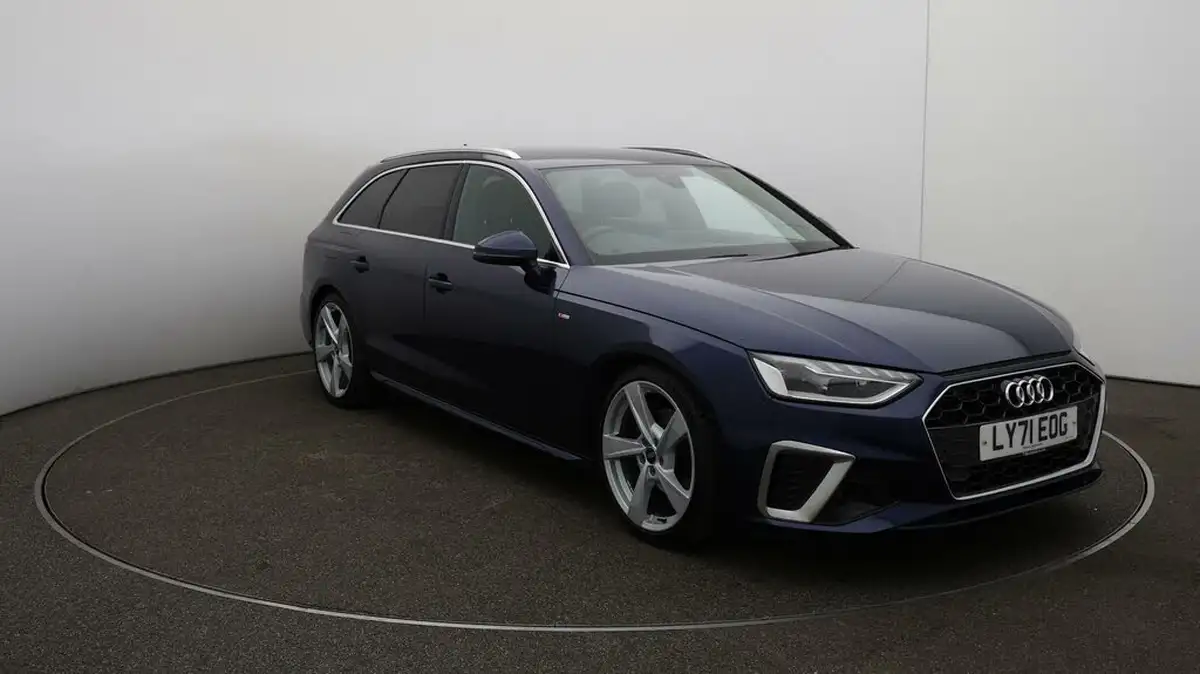 2022-audi-a4-avant-20-35-tfsi-s-line-tronic-big-37