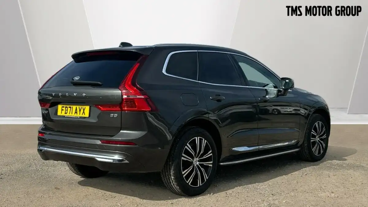 2021-volvo-xc60-20-b5-inscription-big-6