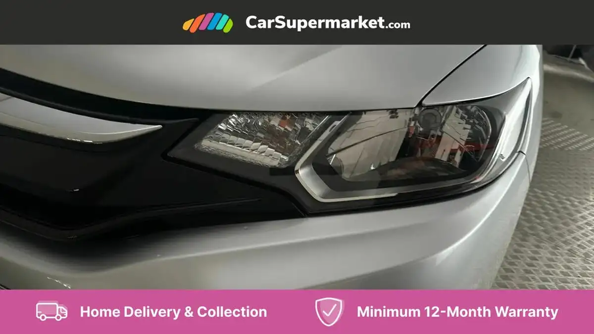 2016-honda-jazz-13-i-vtec-se-cvt-big-19