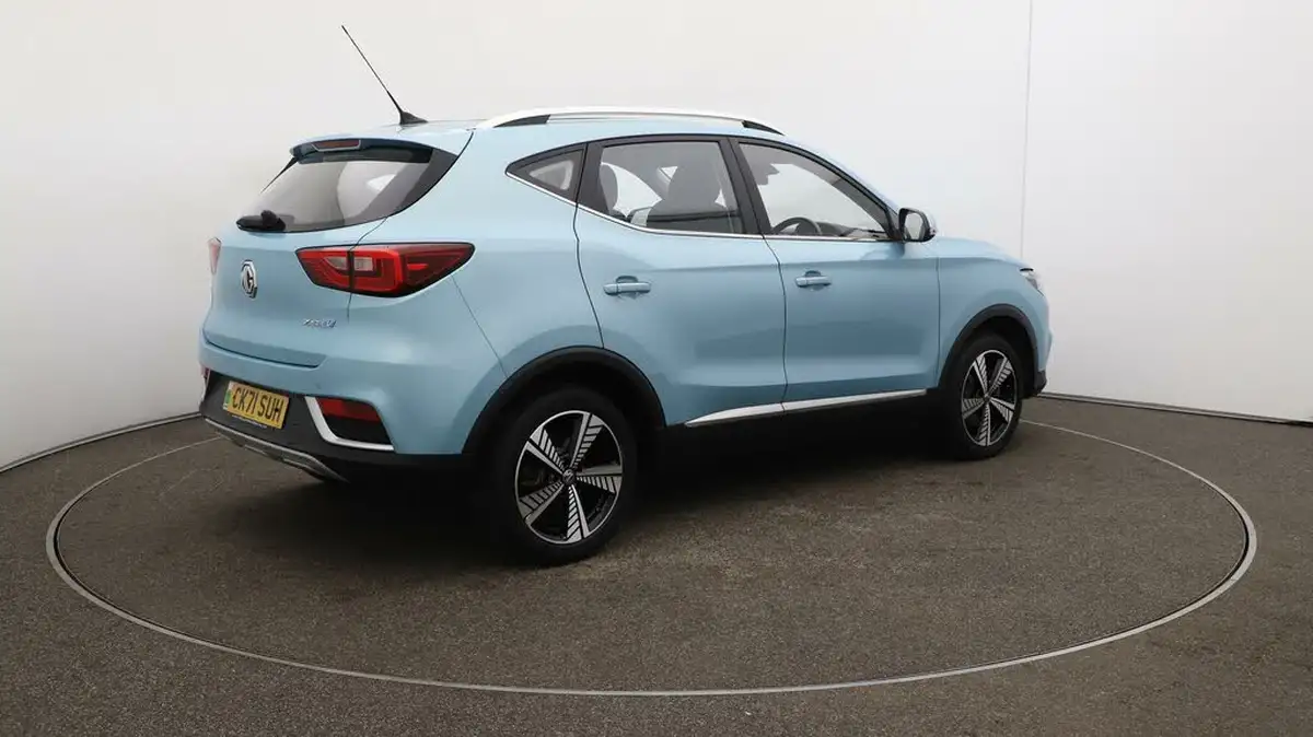 2021-mg-zs-suv-e-exclusive-ev-big-45