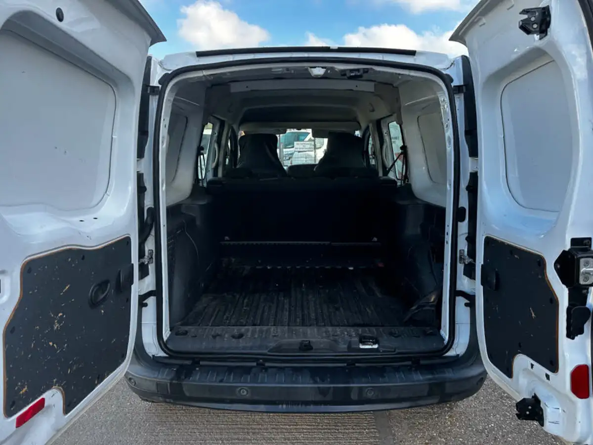 2016-mercedes-benz-citan-15-cdi-109-15cdi-extra-long-dualiner-big-6