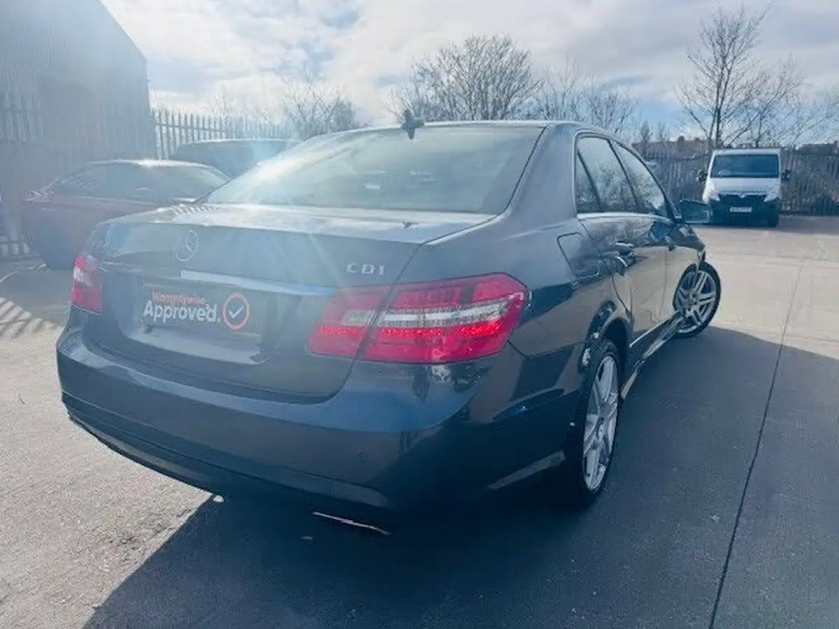 2011-mercedes-benz-e-class-30td-e350-cdi-sport-30cdi-265bhp-blue-f-saloon-4d-auto-big-2