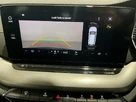 2021-skoda-octavia-20tdi-se-technology-115ps-scr-estate-small-22