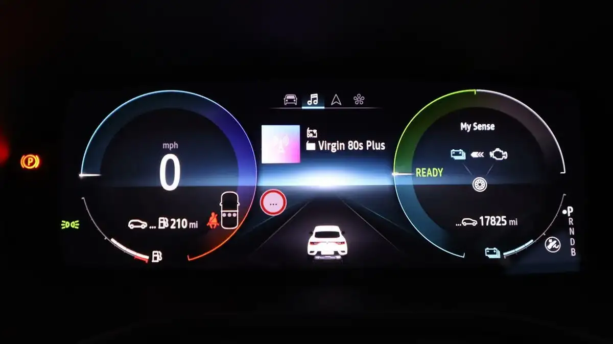 2022-renault-arkana-16-s-edition-big-10