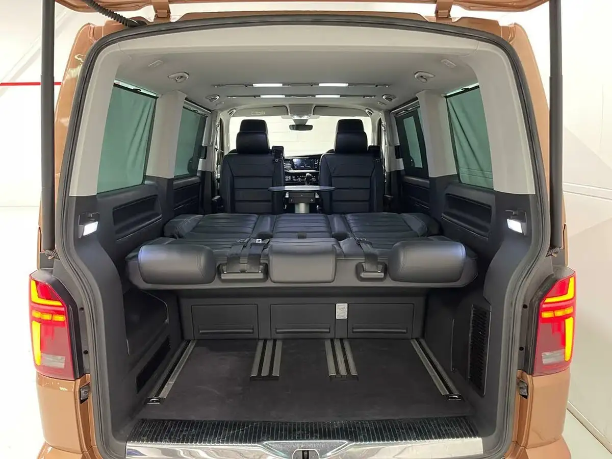 2020-volkswagen-caravelle-20bitdi-executive-bmt-big-57