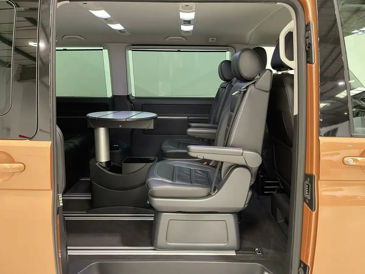 2020-volkswagen-caravelle-20bitdi-executive-bmt-big-33