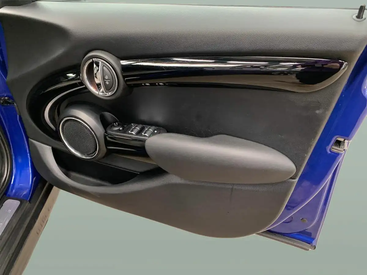 2020-mini-cooper-15-cooper-exclusive-hatchback-5d-big-30
