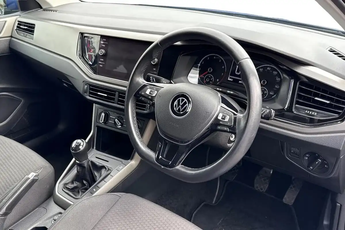 2021-volkswagen-polo-10-match-big-13