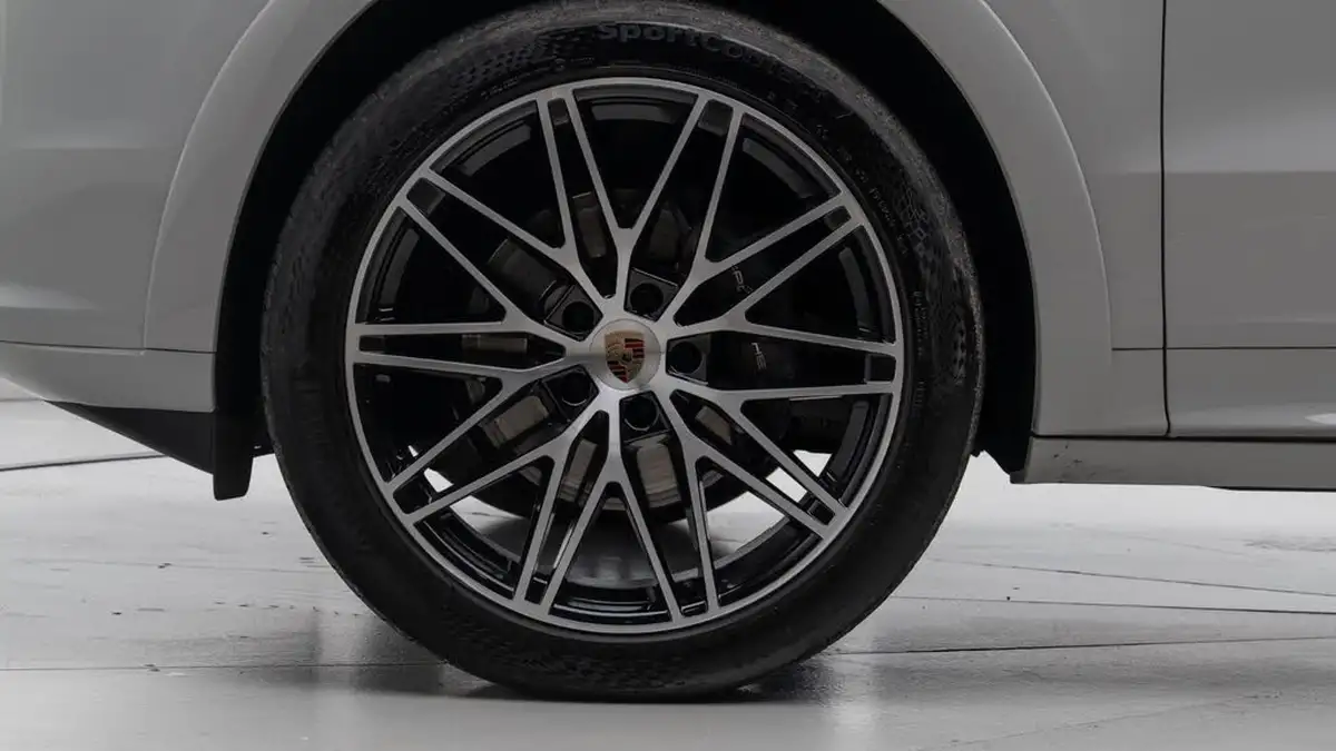 2024-porsche-cayenne-30-v6-353ps-coupe-big-29